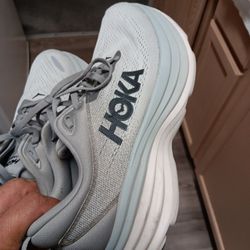 Buenos Tenis HOKA BONDI 8 Okey  Size 7.5  2E   Okey Personas Serias Okey Gracias  