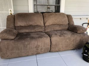 New And Used Recliner For Sale In Salinas Ca Offerup
