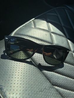 RAYBAN SUNGLASSES