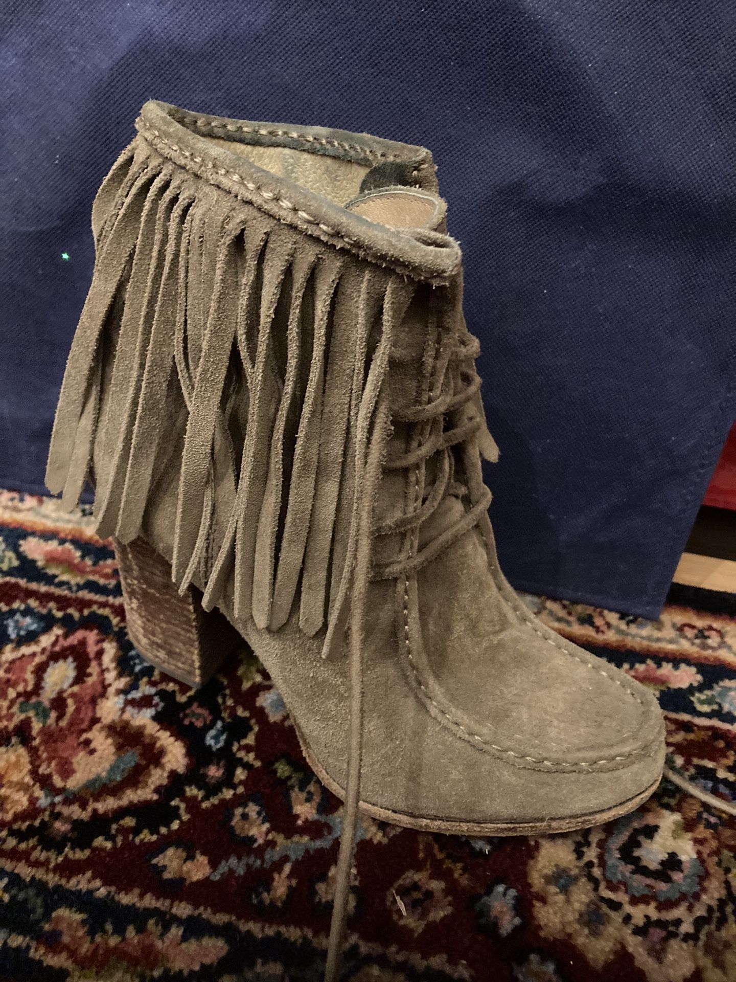Frye Parker Fringe Distressed Suede Boots, Womenβs Size 8.5