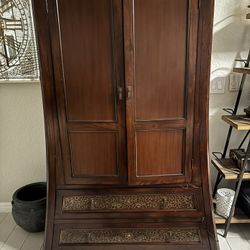 Multi Purpose Armoire 