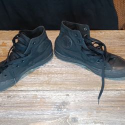 Black Converse Size 6