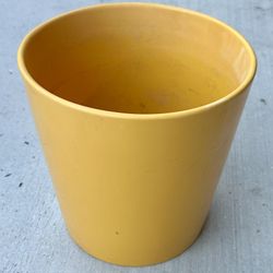 Yellow plant pot indoor/outdoor