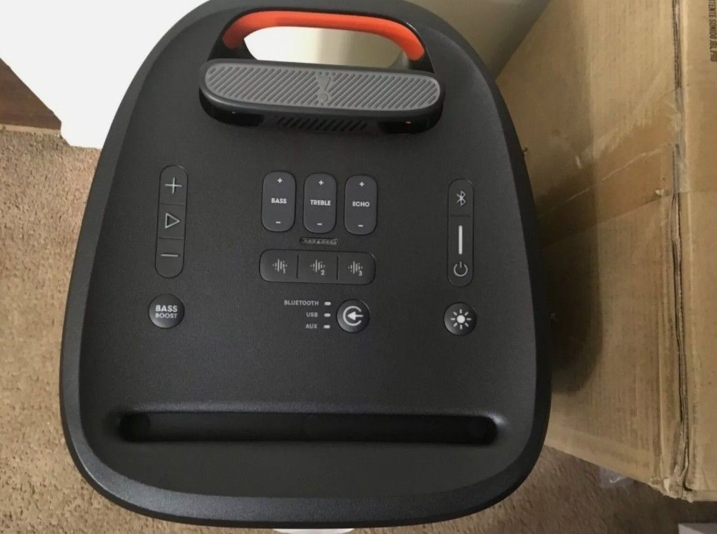JBL Partybox 300 (Authentic)