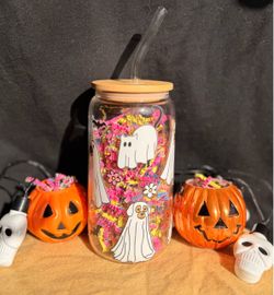 Free! If you buy 2 😏 Halloween cups!