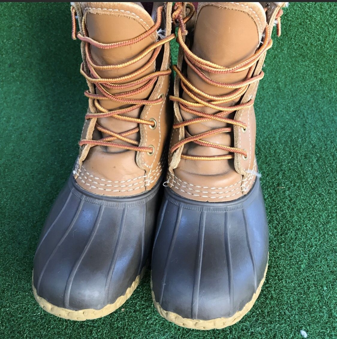 LL Bean Men’s size 7 Goretex lined duck boots - 8 in