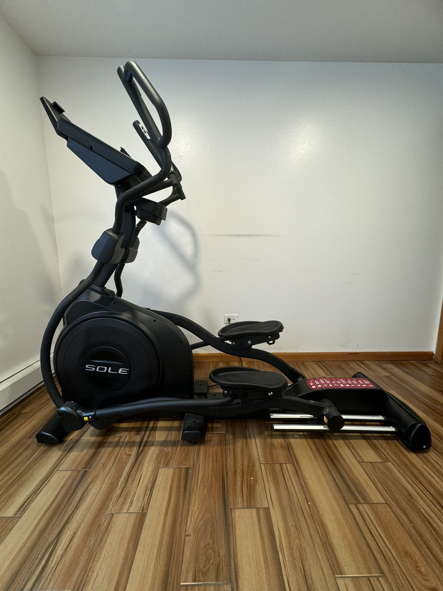 Sole E35 Elliptical