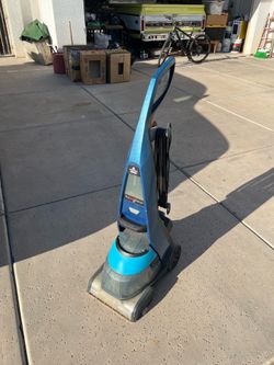 Carpet cleaner