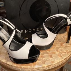Apostrophe Brand New Black And White High Heels  