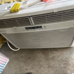 Unbelievable Ac Unit  18000 BTU    Powered 