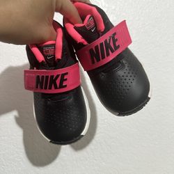 Toddler Girl Nike Shoes 8c