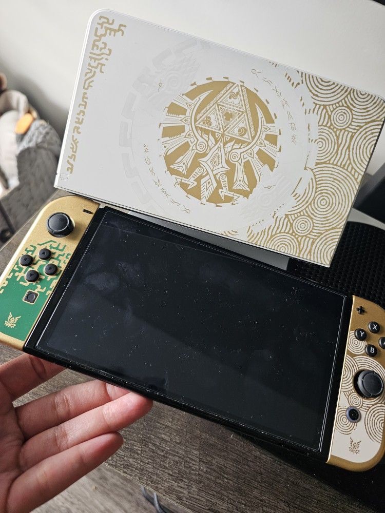 Zelda edition OLED Nintendo Switch