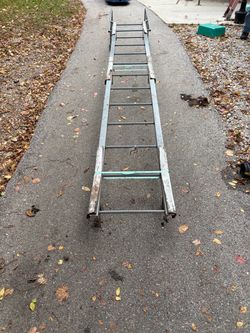 Aluminum Extension Ladder Heavy Use