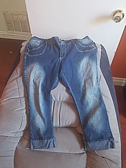 Women's Capris