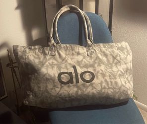 Alo yoga tote bag