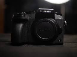 Panasonic LUMIX G7 4K Mirrorless Camera 
