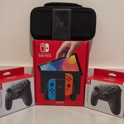 Nintendo Switch OLED + 3 Games + Extra Controllers (256GB Bundle)