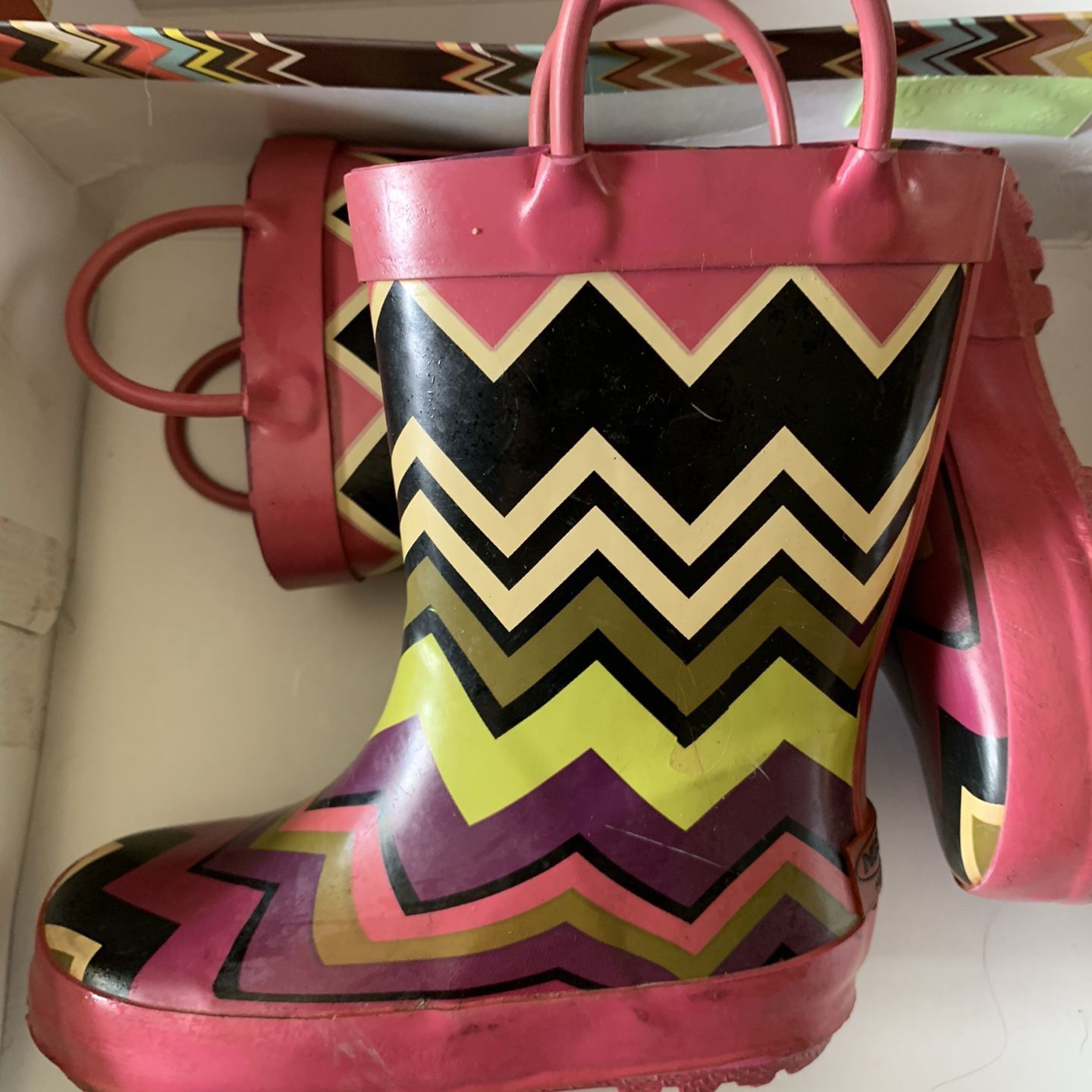 Kids Rainboots - Missoni for Target zig zag girls rain boots - size small. Great Condition! Rainy Season Is Coming!