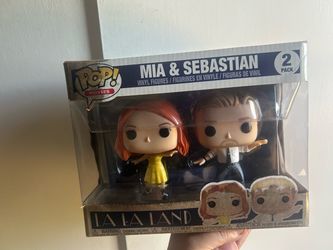 2017 Funko Pop Movies Vaulted Mia & Sebastian La La Land AS IS DAMAGED BOX