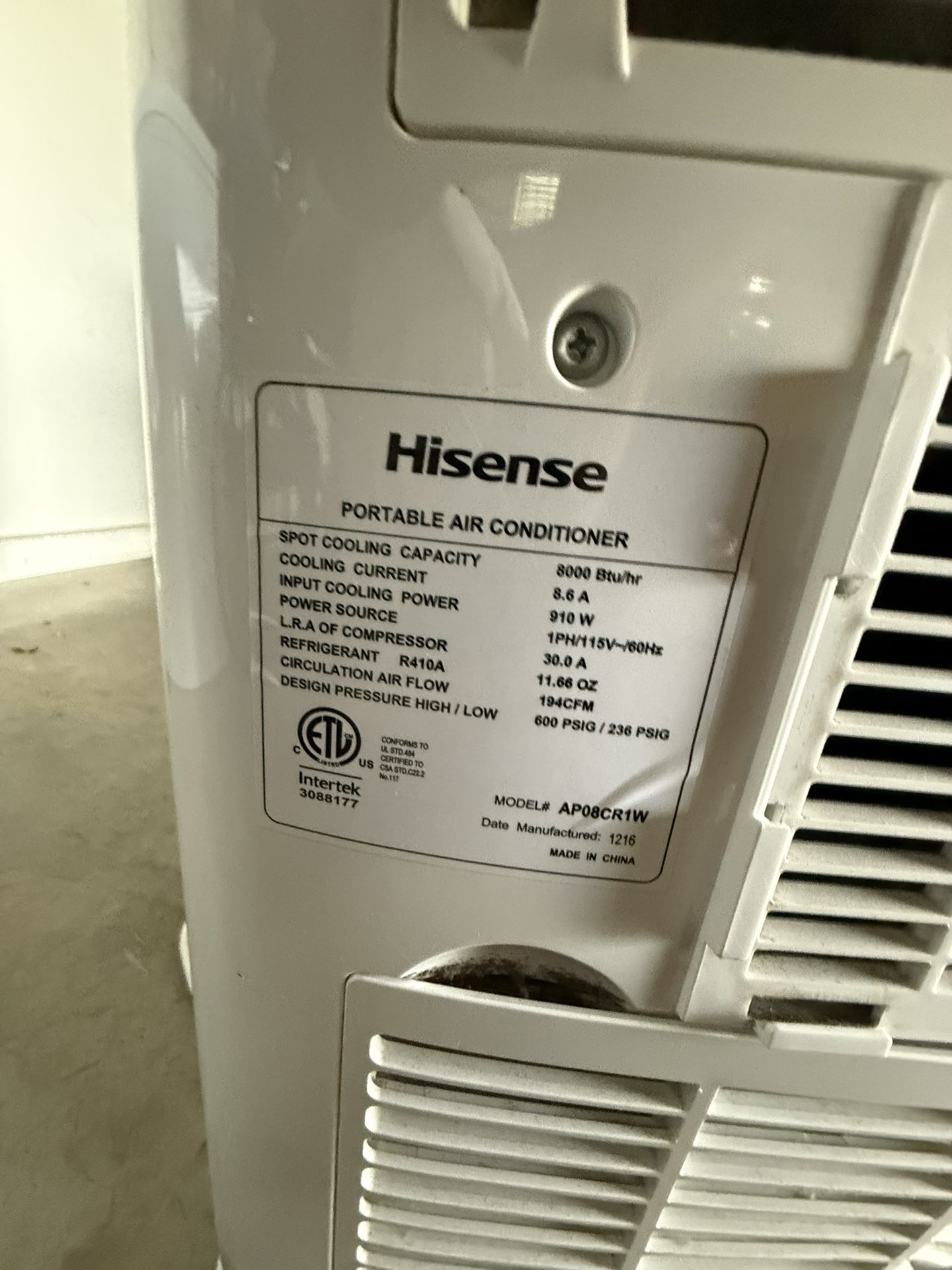HISENSE 8000 BTU PORTABLE AIR CONDITIONER