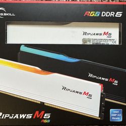 32GB DDR5 RAM