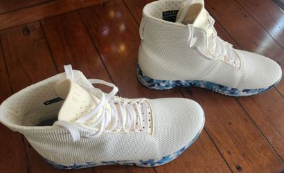 Nobull white high top trainers womans 10.5 mens 9