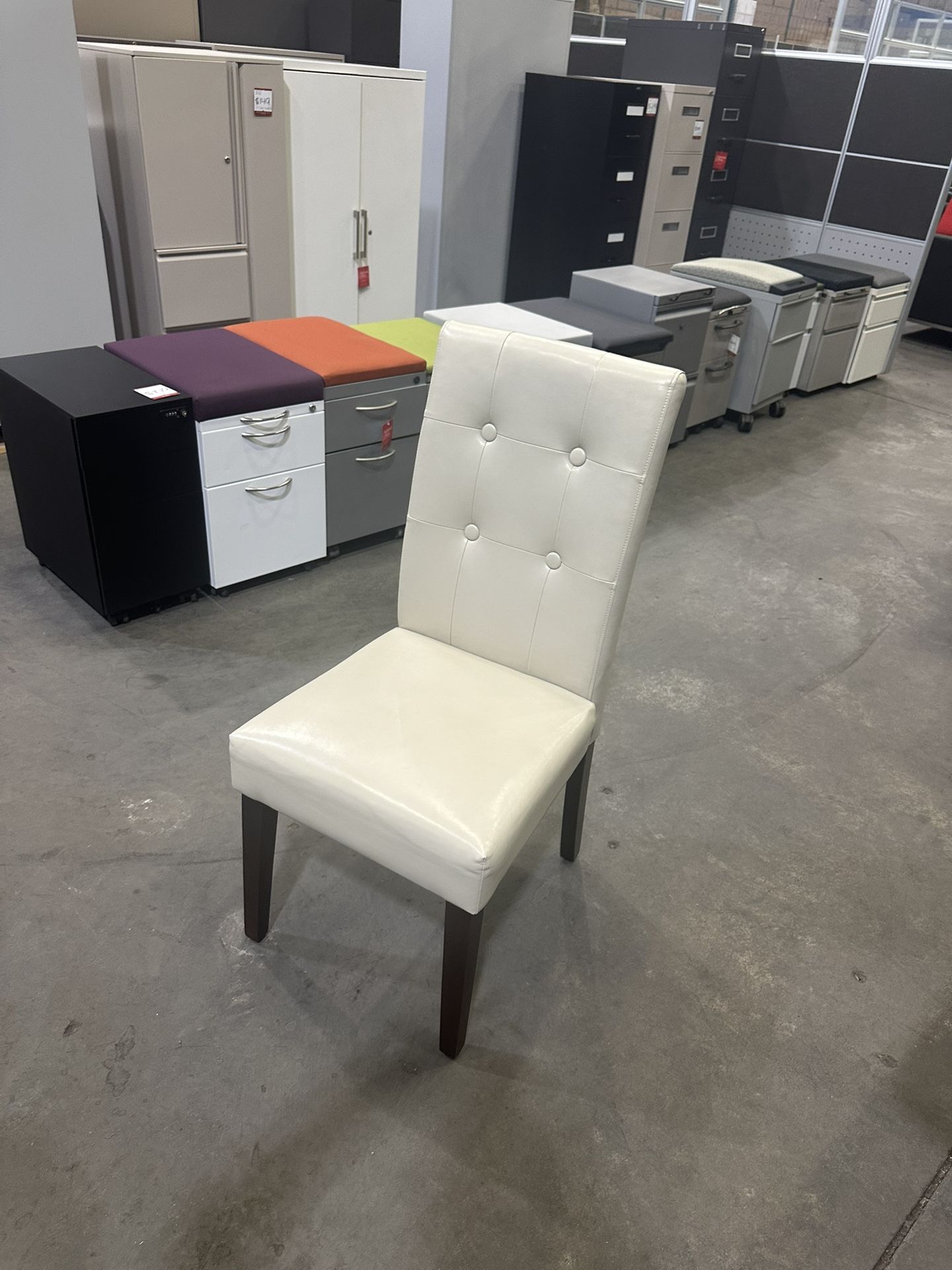 Peir 1 Dining Room Chair