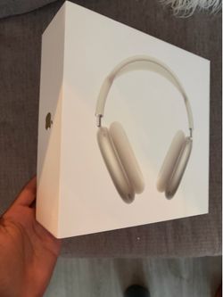 Apple AirPods Max, good deal