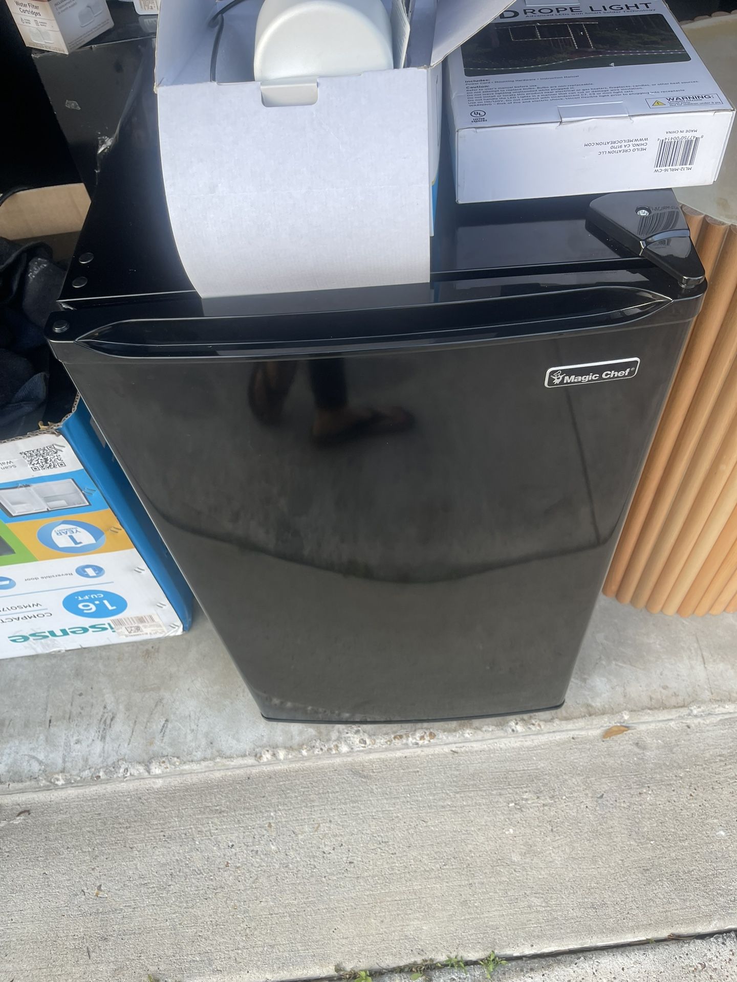 New Refrigerator Need To Be Fix No Cooling