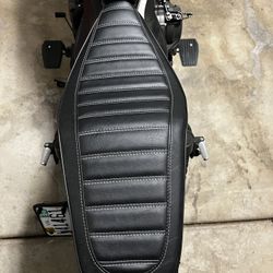 Honda Rebel 300/500 Seat
