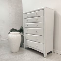 White And Gold Chest Of Drawers 
