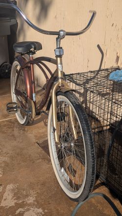 Beach cruiser bicycle