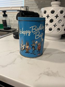 Bugs Bunny Tin