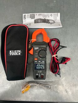 Klein CL390 Clamp Meter