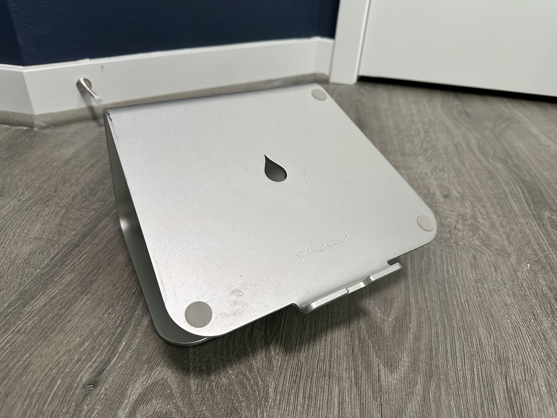 Rain Design mStand Laptop Stand - Silver