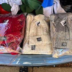 Ugg Hat And Scarf Set 