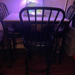 Bar Table And Stools 