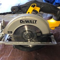 Dewalt DCS391 Cordless Circular Saw