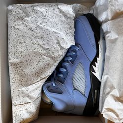 UNC Jordan 5 retro 
