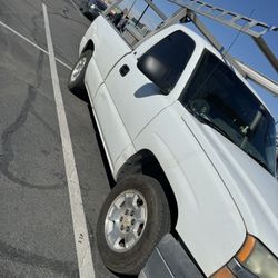 Chevy 2003 4.8 Long Bed 