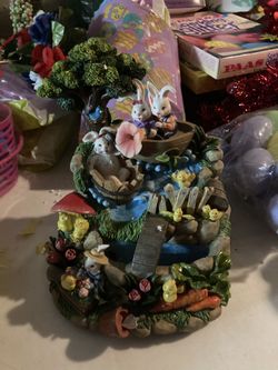 Easter Baskets/Decorations 