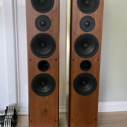 MB Quart QLS 1030 Speakers