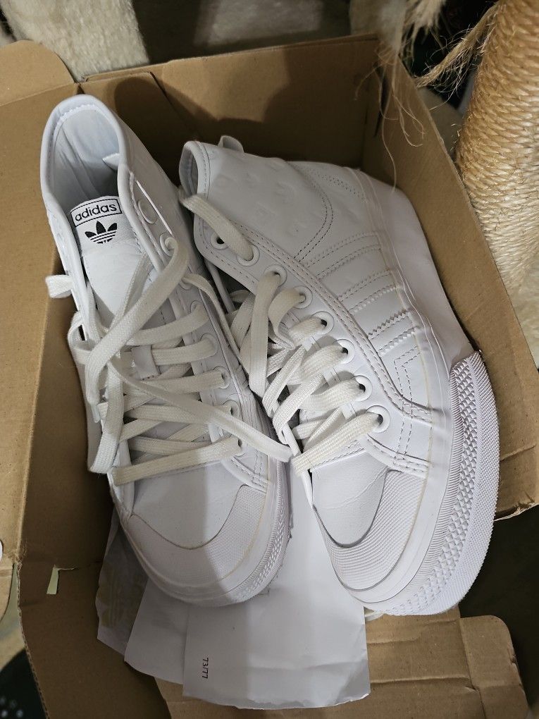 Women Gently Used High Top NIZZA Adidas