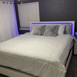 Modern King Size White Lacquer Platform Bed-frame w/ LED Headboard