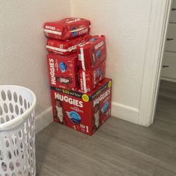 Huggies Size 1 Diapers 