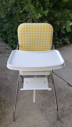 Vintage high chair