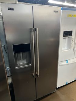NEW OPEN BOX MAYTAG TWO DOOR STAINLESS STEEL REFRIGERATOR