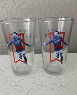 Messi Lovers! 2 - 16 oz Glass - Ultra Lionel Messi Soccer. New!
