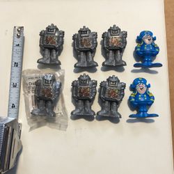 Cap’n Crunch Sogmaster 2” Cereal Box Toy Robot Figure Figurine 1986