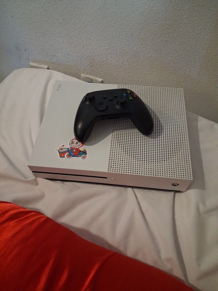 XBOX ONE S
